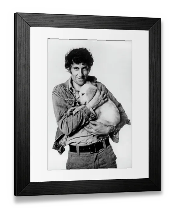 Framed Print : Photo of Bert Jansch Framed Print : Photo of Bert Jansch