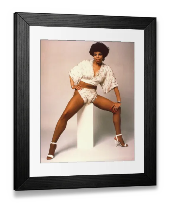 Framed Print : Photo of Millie Jackson Framed Print : Photo of Millie Jackson