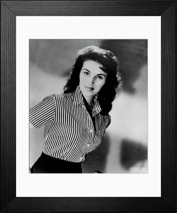 Framed Print : Photo of Wanda Jackson Framed Print : Photo of Wanda Jackson