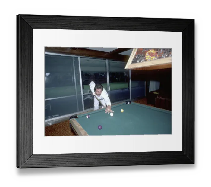 Framed Print : Photo of Engelbert Humperdinck Framed Print : Photo of Engelbert Humperdinck