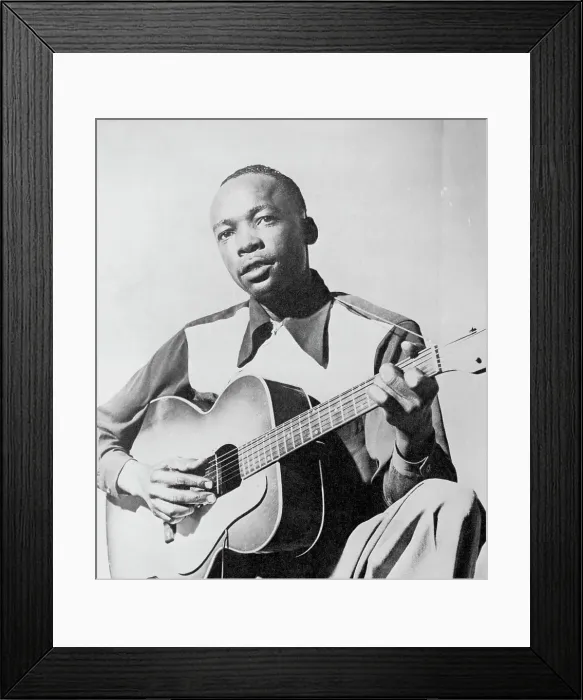 Framed Print : Photo of John Lee Hooker Framed Print : Photo of John Lee Hooker