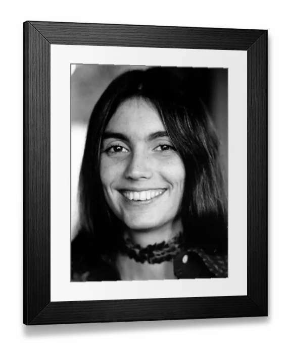 Framed Print : Photo of Emmylou Harris Framed Print : Photo of Emmylou Harris