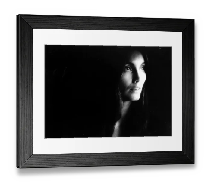 Framed Print : Photo of Emmylou Harris Framed Print : Photo of Emmylou Harris