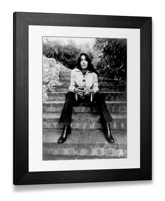 Framed Print : Photo of Emmylou Harris Framed Print : Photo of Emmylou Harris