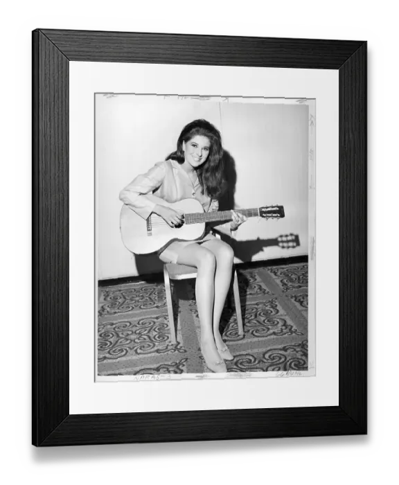 Framed Print : Photo of Bobbie Gentry Framed Print : Photo of Bobbie Gentry