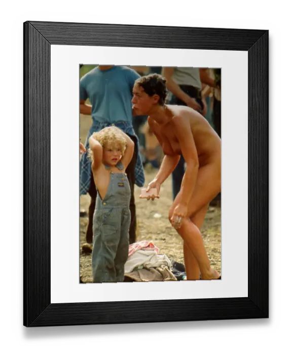Framed Print : Photo of generic - nude 001 Framed Print : Photo of generic - nude 001