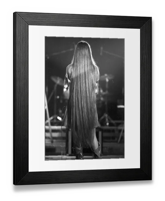 Framed Print : Photo of Crystal Gayle Framed Print : Photo of Crystal Gayle