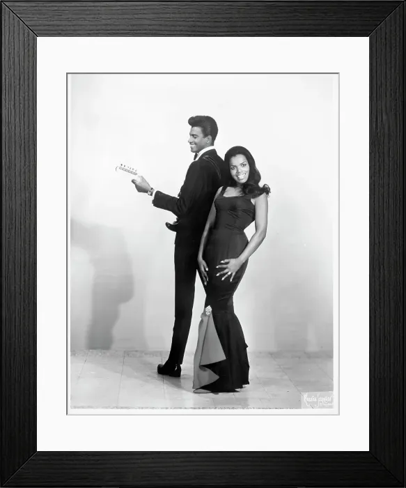 Framed Print : Photo of Charlie Foxx Framed Print : Photo of Charlie Foxx