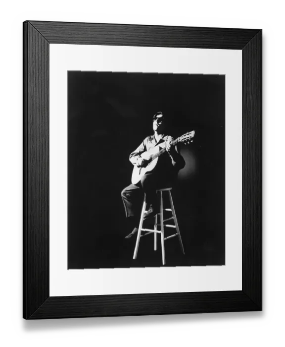 Framed Print : Photo of Jose Feliciano Framed Print : Photo of Jose Feliciano