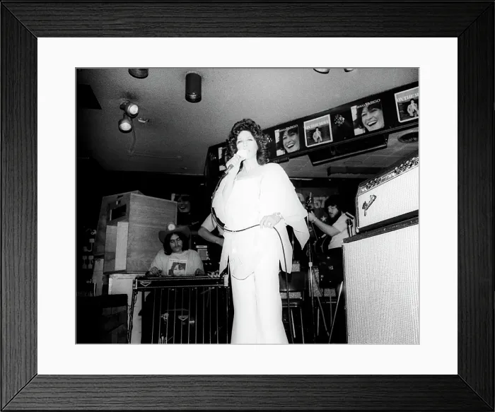 Framed Print : Photo of Donna Fargo Framed Print : Photo of Donna Fargo