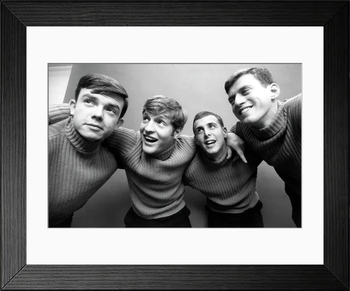 Framed Print : Photo of Cyrkle Framed Print : Photo of Cyrkle