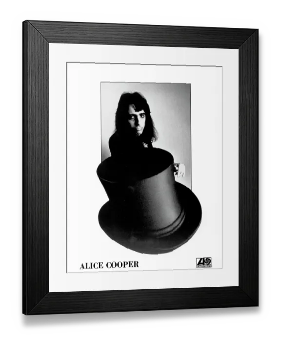 Framed Print : Photo of Alice Cooper Framed Print : Photo of Alice Cooper