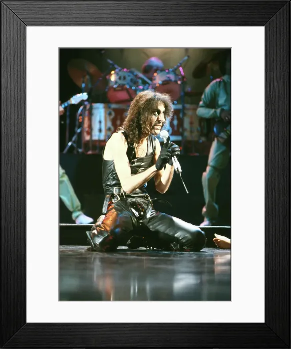 Framed Print : Photo of Alice Cooper Framed Print : Photo of Alice Cooper