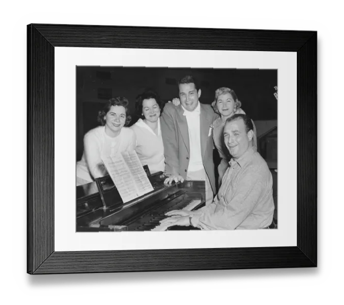 Framed Print : Photo of Perry Como Framed Print : Photo of Perry Como