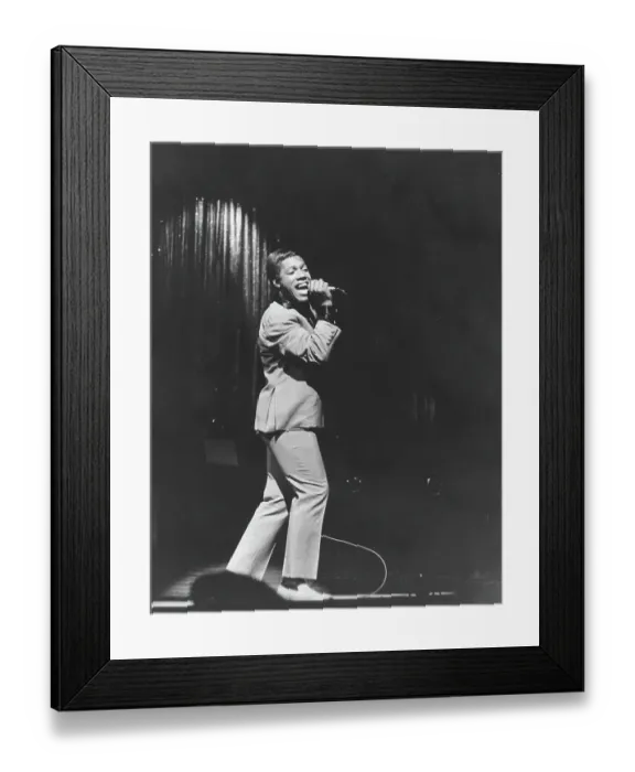 Framed Print : Photo of Lou Courtney Framed Print : Photo of Lou Courtney