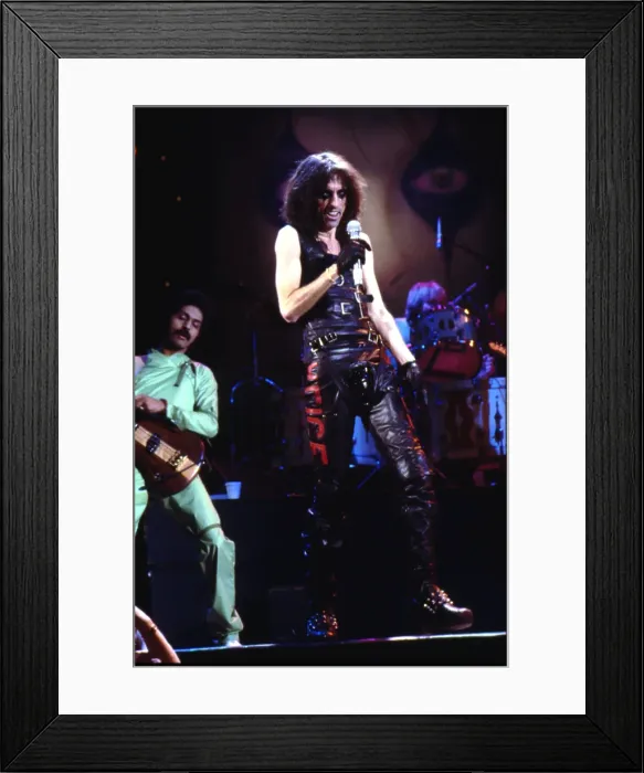 Framed Print : Photo of Alice Cooper Framed Print : Photo of Alice Cooper