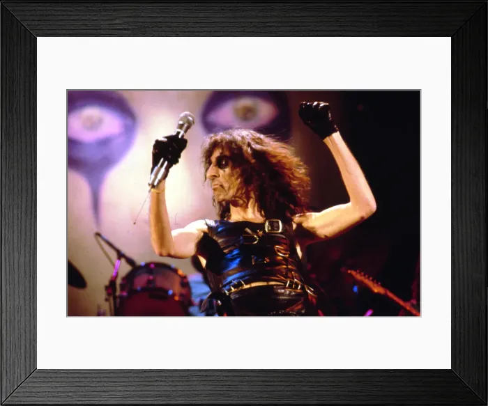 Framed Print : Photo of Alice Cooper Framed Print : Photo of Alice Cooper