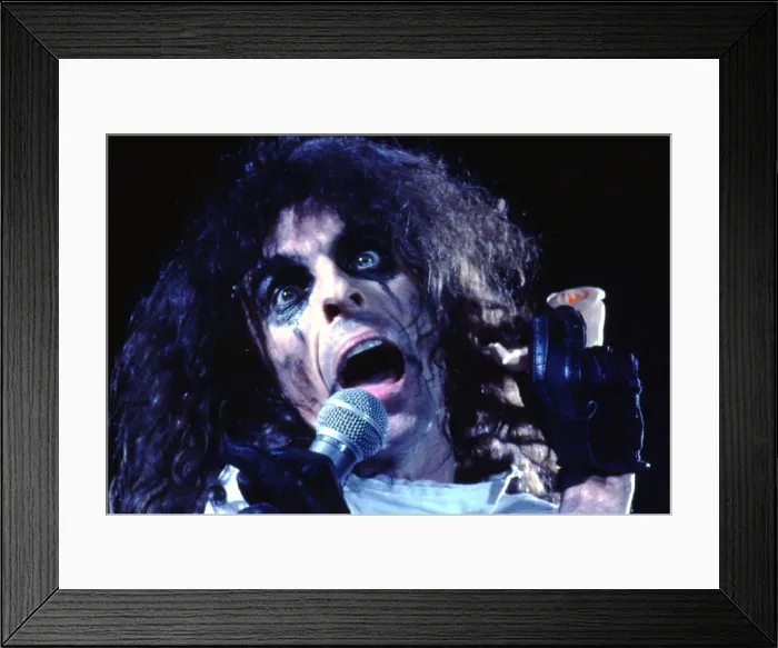 Framed Print : Photo of Alice Cooper Framed Print : Photo of Alice Cooper