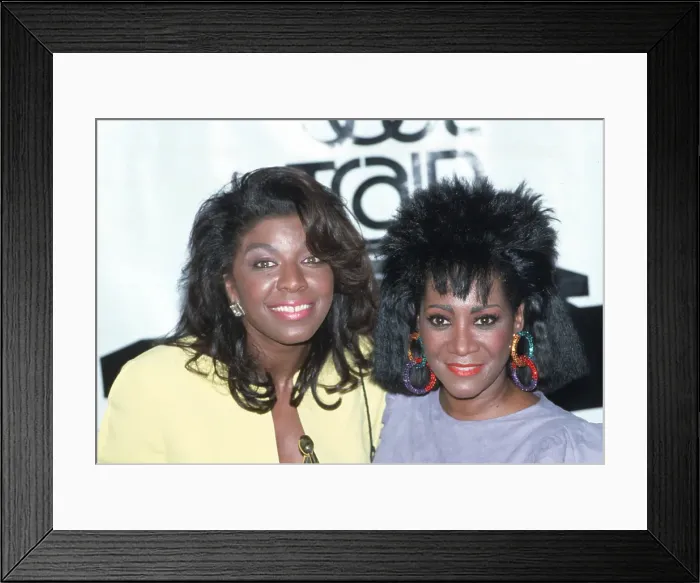 Framed Print : Photo of Natalie Cole Framed Print : Photo of Natalie Cole