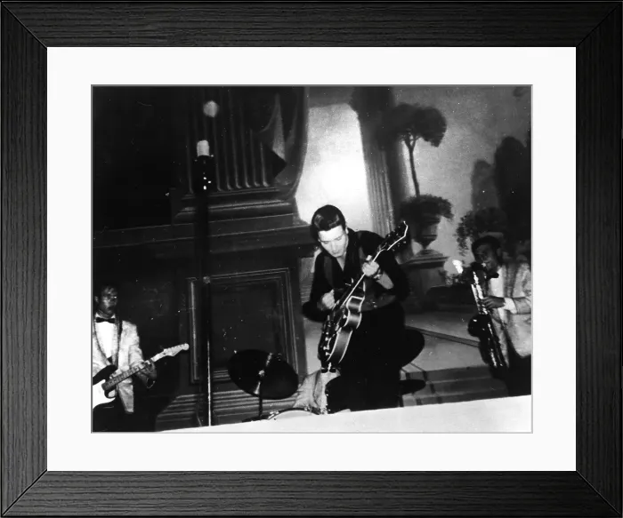 Framed Print : Photo of Eddie Cochran Framed Print : Photo of Eddie Cochran