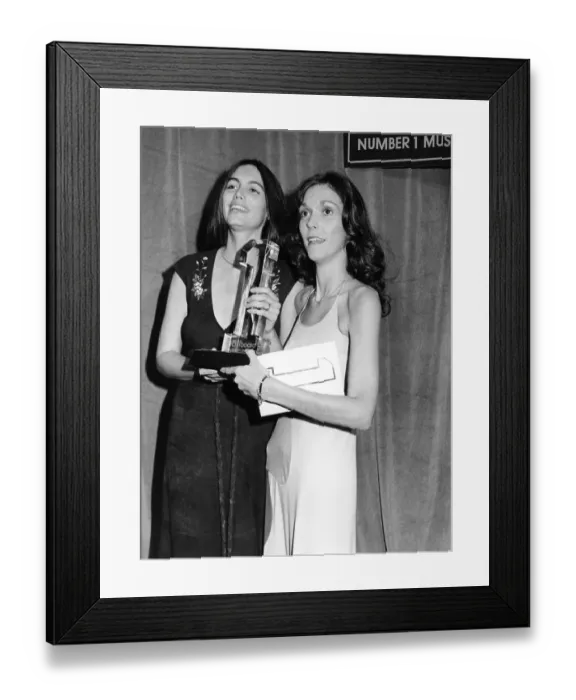 Framed Print : Photo of Karen Carpenter Framed Print : Photo of Karen Carpenter
