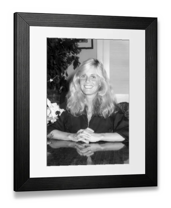 Framed Print : Photo of Kim Carnes Framed Print : Photo of Kim Carnes