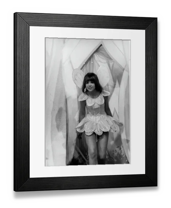 Framed Print : Caroline Ellis