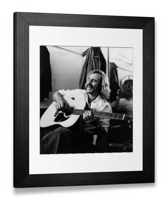 Framed Print : Photo of Jimmy Buffett Framed Print : Photo of Jimmy Buffett