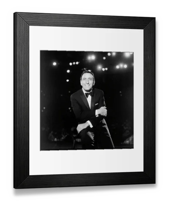 Framed Print : Photo of Tony Bennett Framed Print : Photo of Tony Bennett
