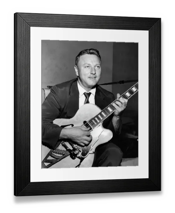 Framed Print : Photo of Billy Bauer Framed Print : Photo of Billy Bauer