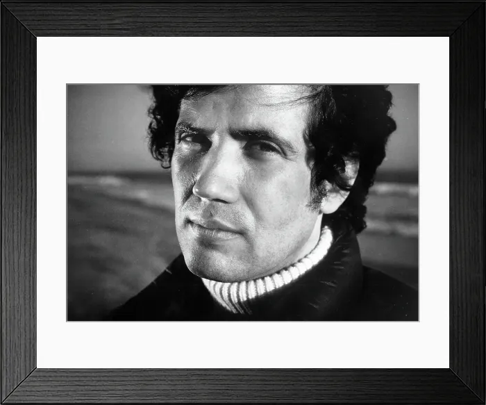 Framed Print : Photo of Lucio Battisti Framed Print : Photo of Lucio Battisti