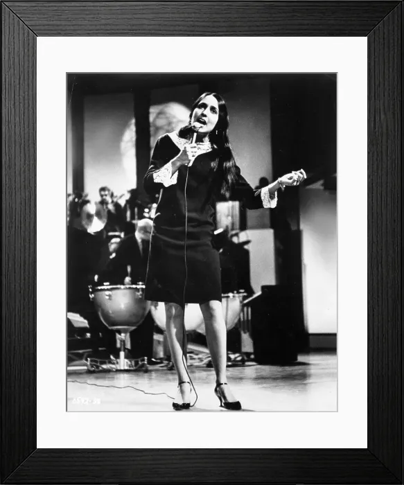 Framed Print : Photo of Joan Baez Framed Print : Photo of Joan Baez