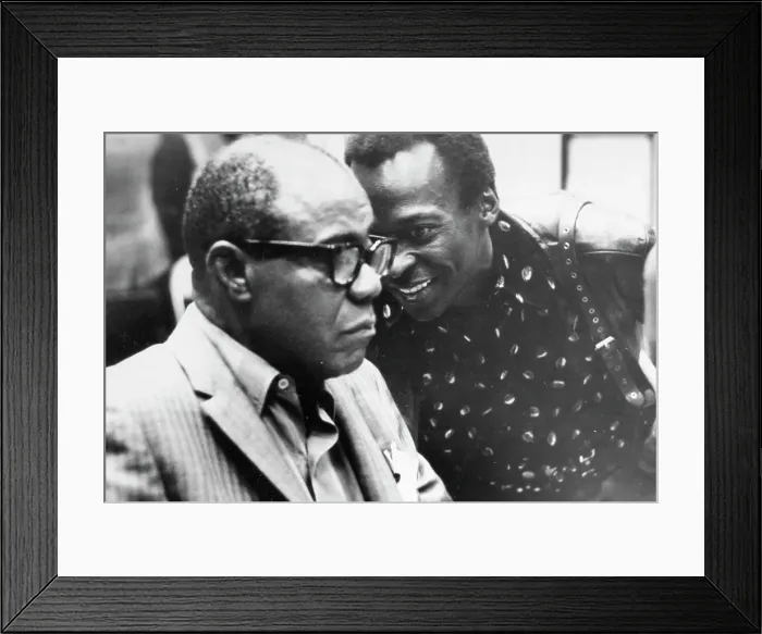 Framed Print : Photo of Louis Armstrong
