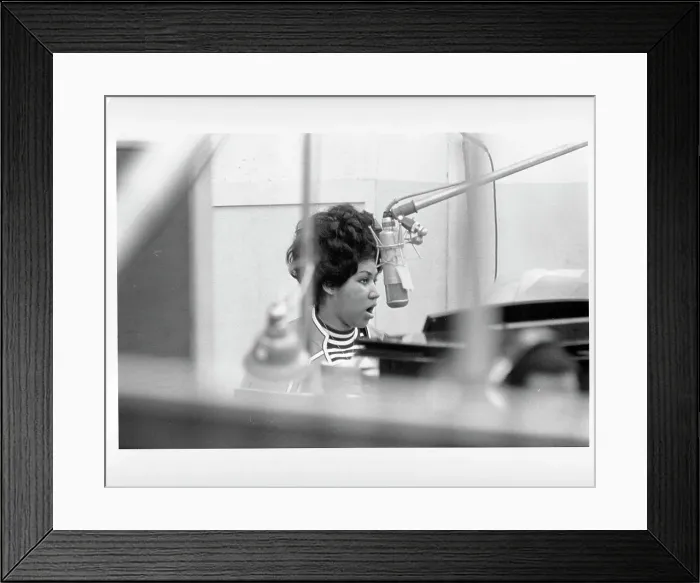 Framed Print : Aretha Recording In NY Framed Print : Aretha Recording In NY