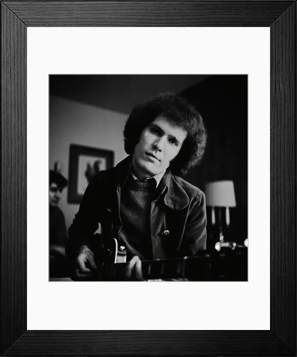 Framed Print : Ray Fenwick Of The Spencer Davis Group
