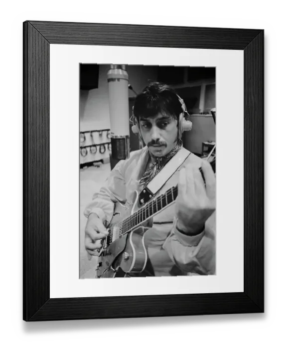 Framed Print : Mike Vale. Guitarist Mike Vale of American band Tommy James Framed Print : Mike Vale. Guitarist Mike Vale of American band Tommy James