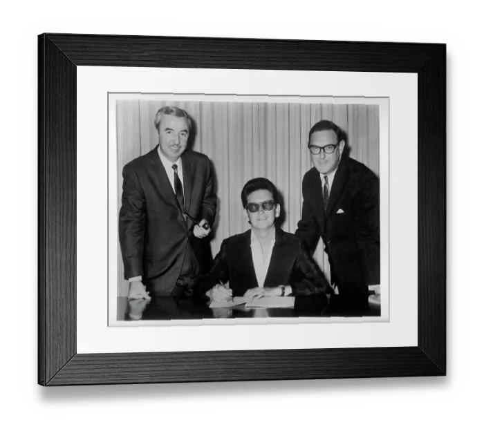 Framed Print : Roy Orbison Signs A Contract Framed Print : Roy Orbison Signs A Contract