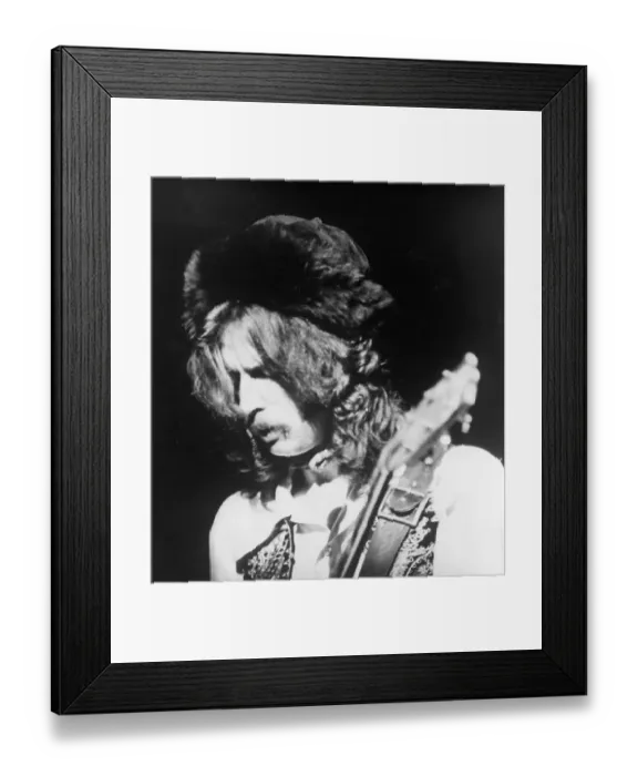 Framed Print : Eric Clapton In Cream Framed Print : Eric Clapton In Cream