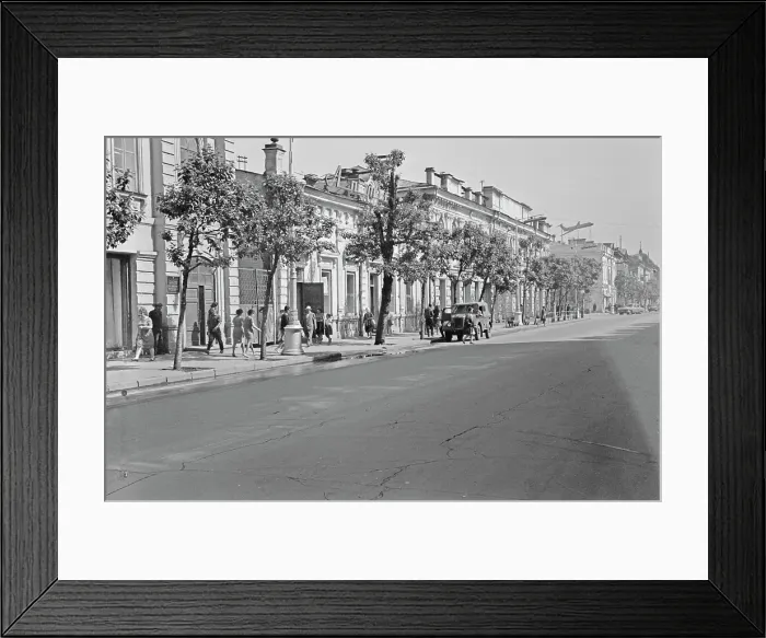 Framed Print : Irkutsk Street Framed Print : Irkutsk Street