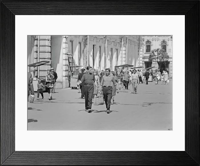 Framed Print : Irkutsk Street Framed Print : Irkutsk Street