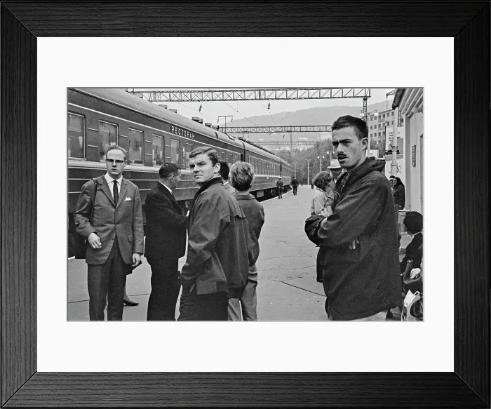 Framed Print : Nakhodka Train
