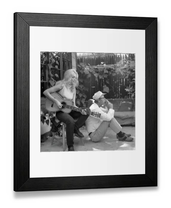 Framed Print : Jackie DeShannon Portrait Session