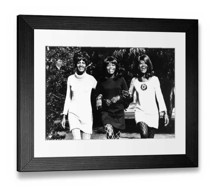 Framed Print : The Mirettes Portrait Session Framed Print : The Mirettes Portrait Session