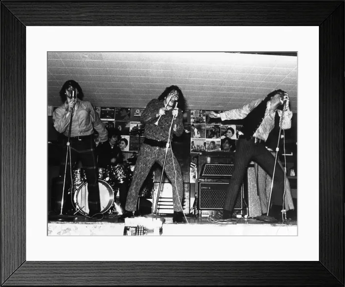 Framed Print : The Soul Survivors Live Framed Print : The Soul Survivors Live