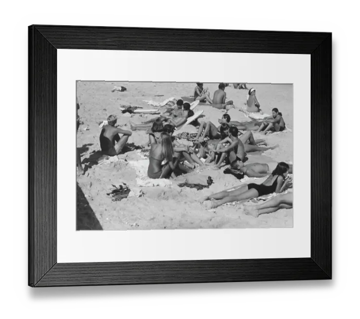 Framed Print : Ipanema Beach Framed Print : Ipanema Beach