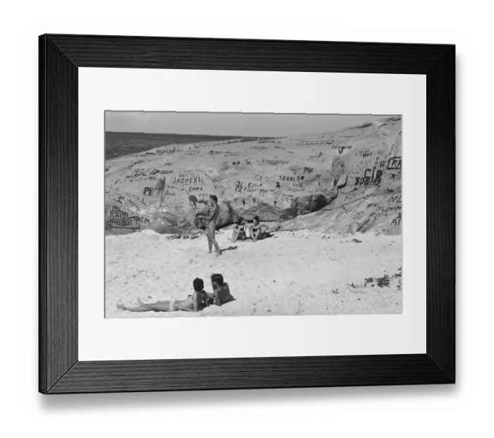 Framed Print : Ipanema Beach Framed Print : Ipanema Beach