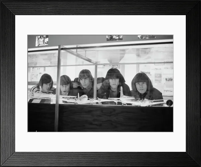 Framed Print : Blues Magoos Framed Print : Blues Magoos
