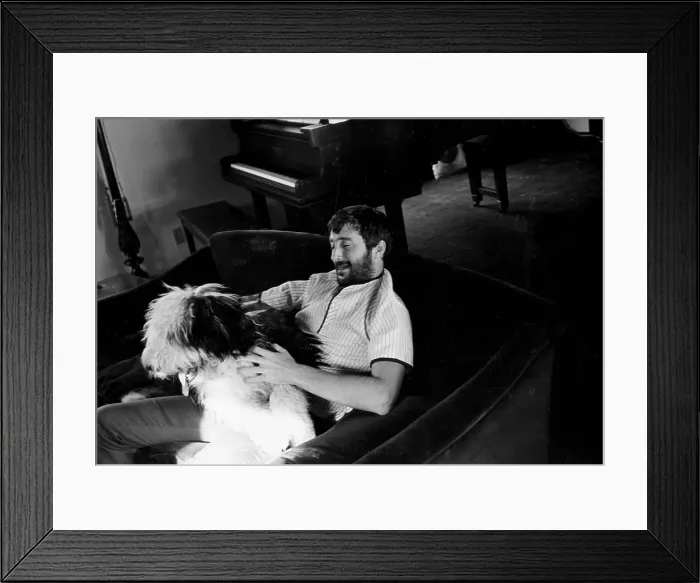 Framed Print : Denny Doherty Portrait Framed Print : Denny Doherty Portrait