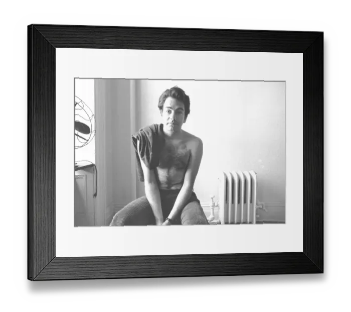 Framed Print : Singer-Songwriter Neil Diamond Sits For A Portrait In A New York City Hotel Room