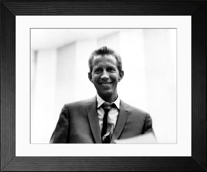 Framed Print : Porter Wagoner Portait Framed Print : Porter Wagoner Portait